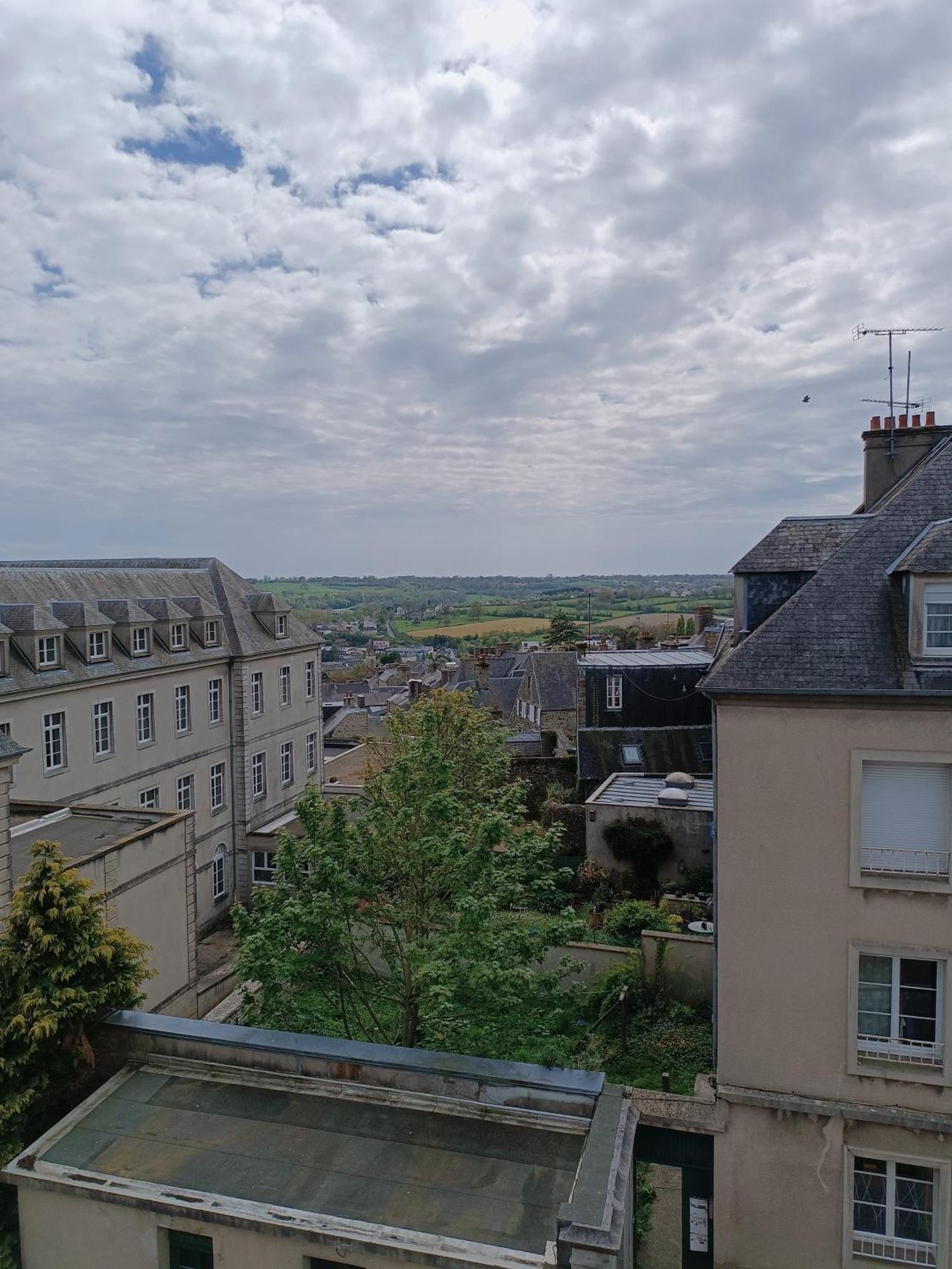 Elegant Studio ~Hyper Centre~ Daire Coutances Dış mekan fotoğraf